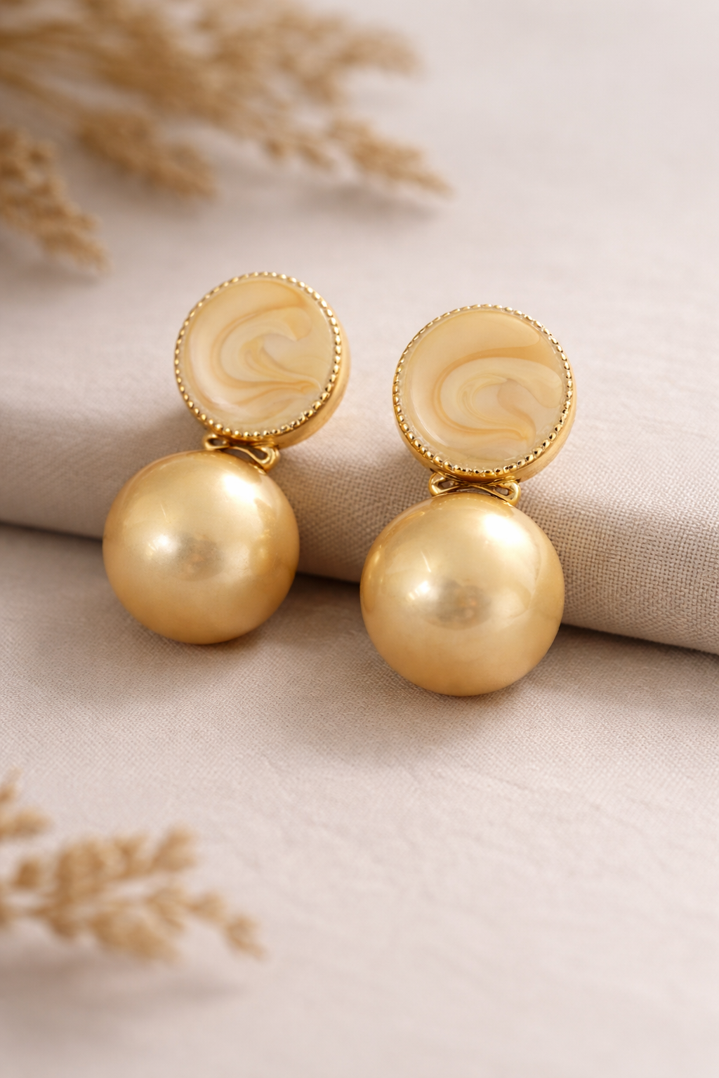 golden-pearl-round-drop-earrings-1.png