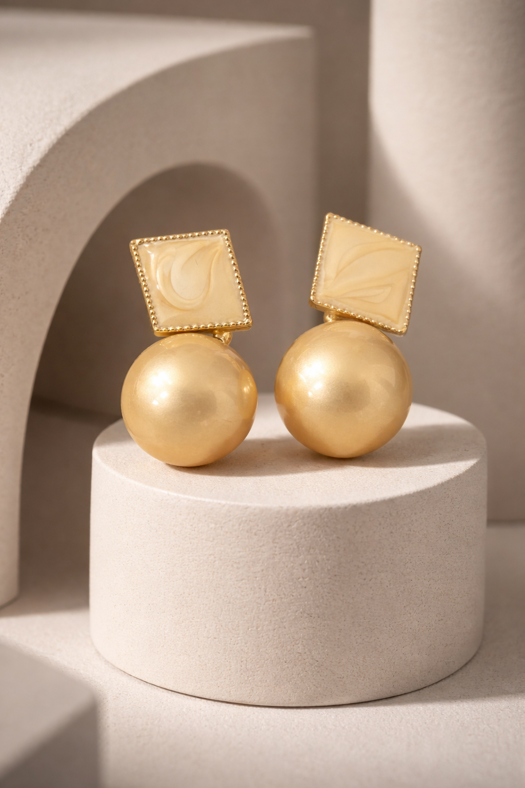 golden-pearl-square-drop-earrings-1.png