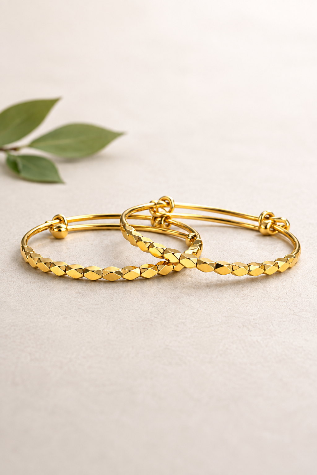 gold-beaded-accent-bangle-set-1.png
