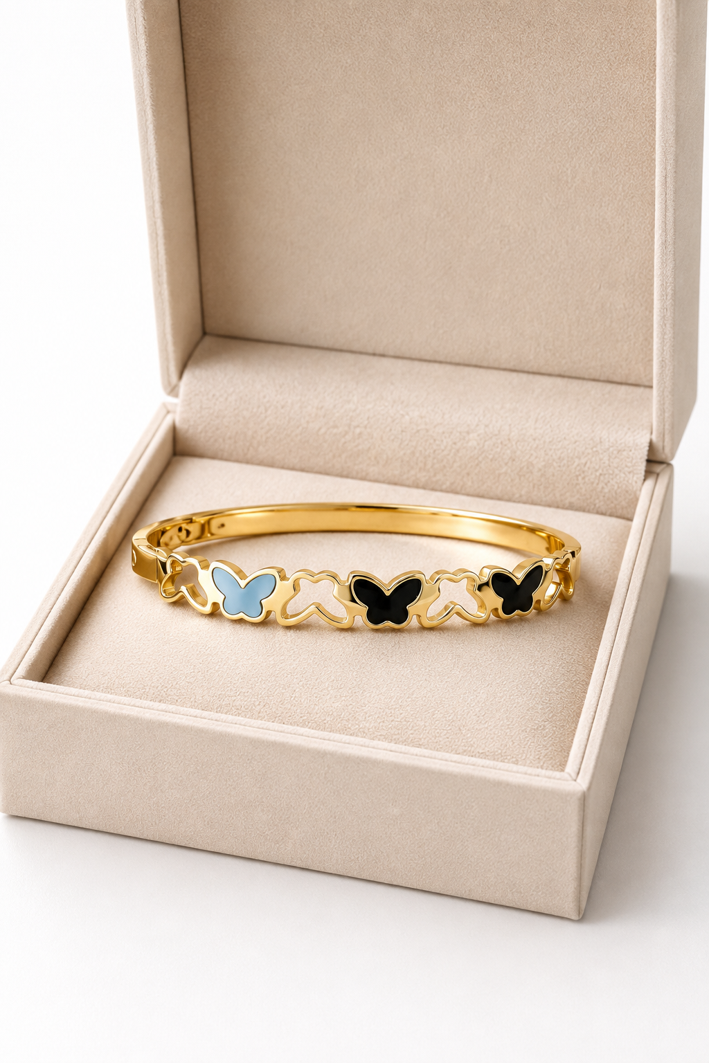 gold-enamel-butterfly-cutwork-bracelet-3.png