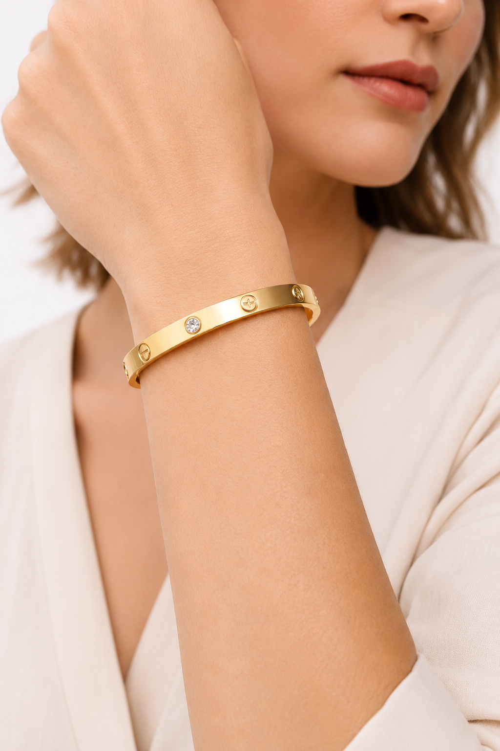 minimal-gold-crystal-studded-bangle-4.png