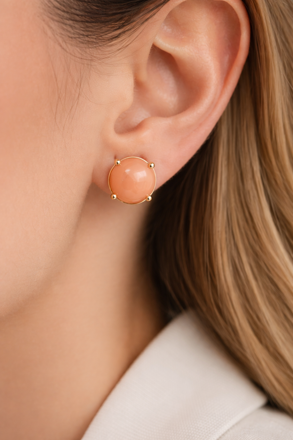 peach-glossy-round-stud-earrings-4.png