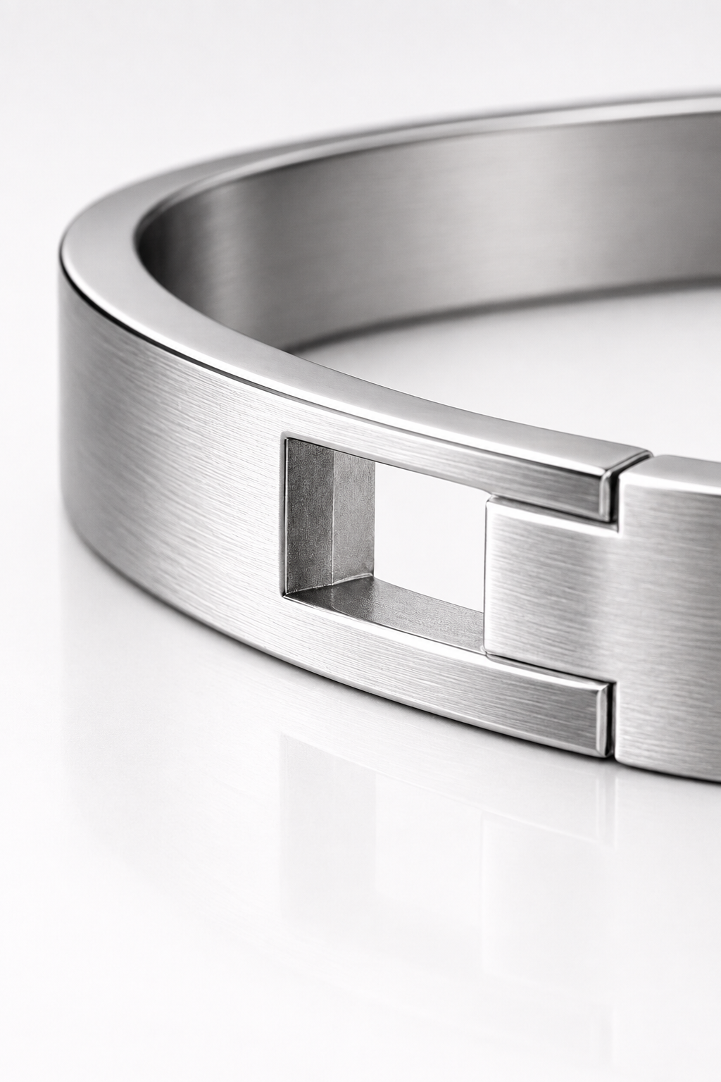 premium-silver-geometric-cutout-bangle-2.png