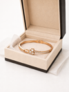 rose-gold-clover-crystal-charm-bracelet-3.png