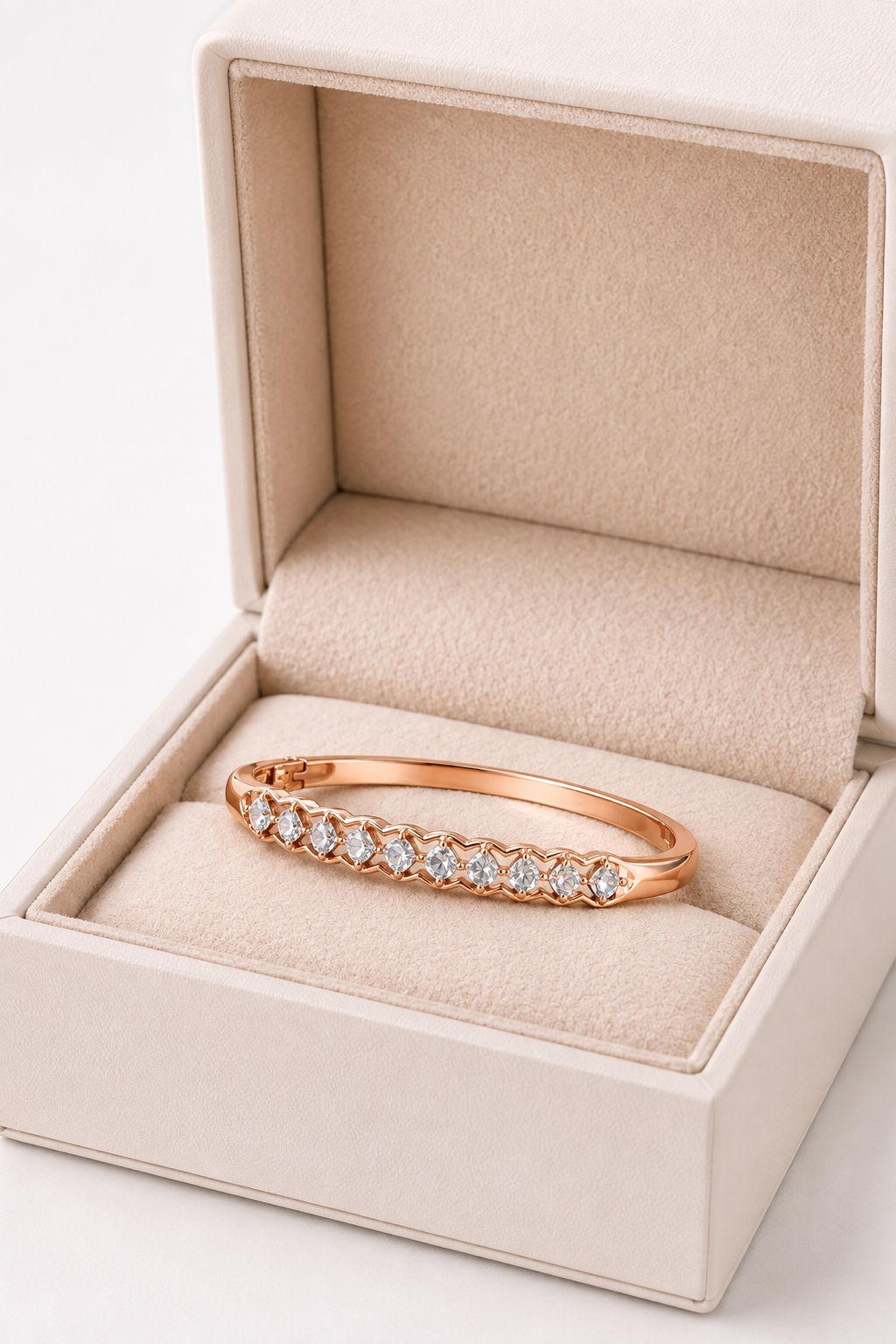 rose-gold-crystal-wave-line-bracelet-3.png