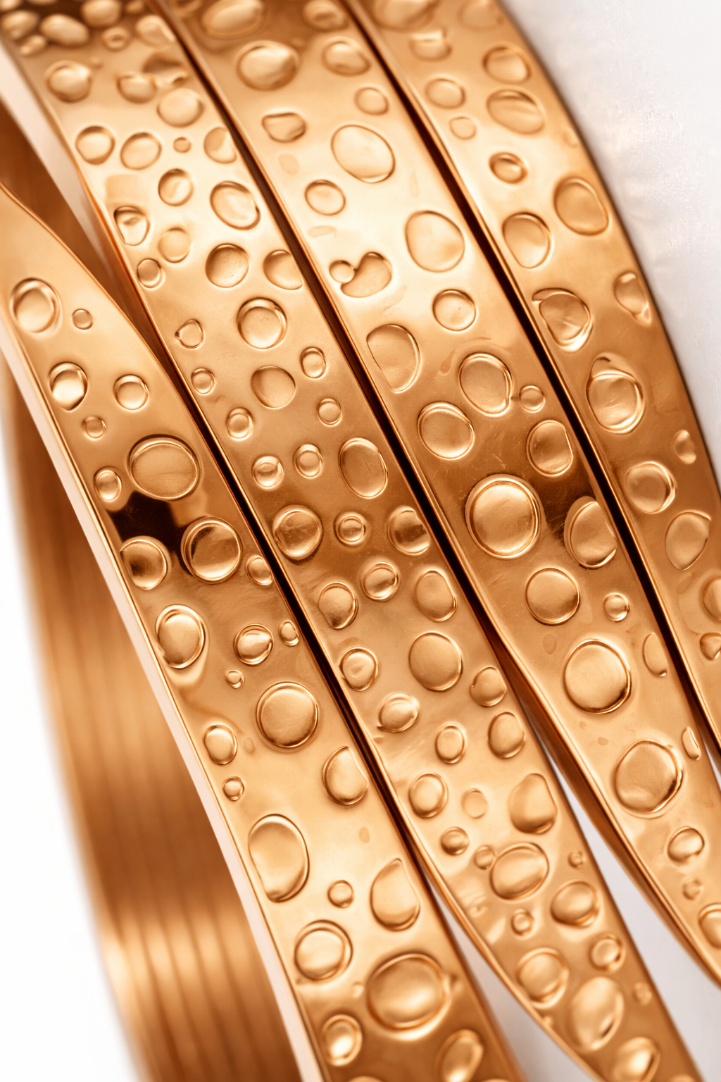 textured-rose-gold-overlap-statement-bracelet-2.png