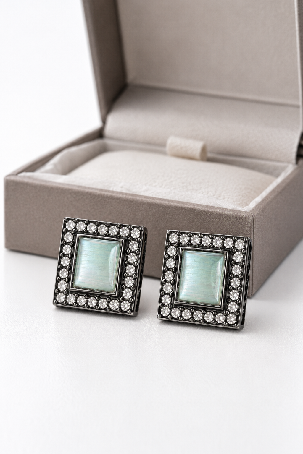 vintage-green-stone-square-stud-earrings-3.png
